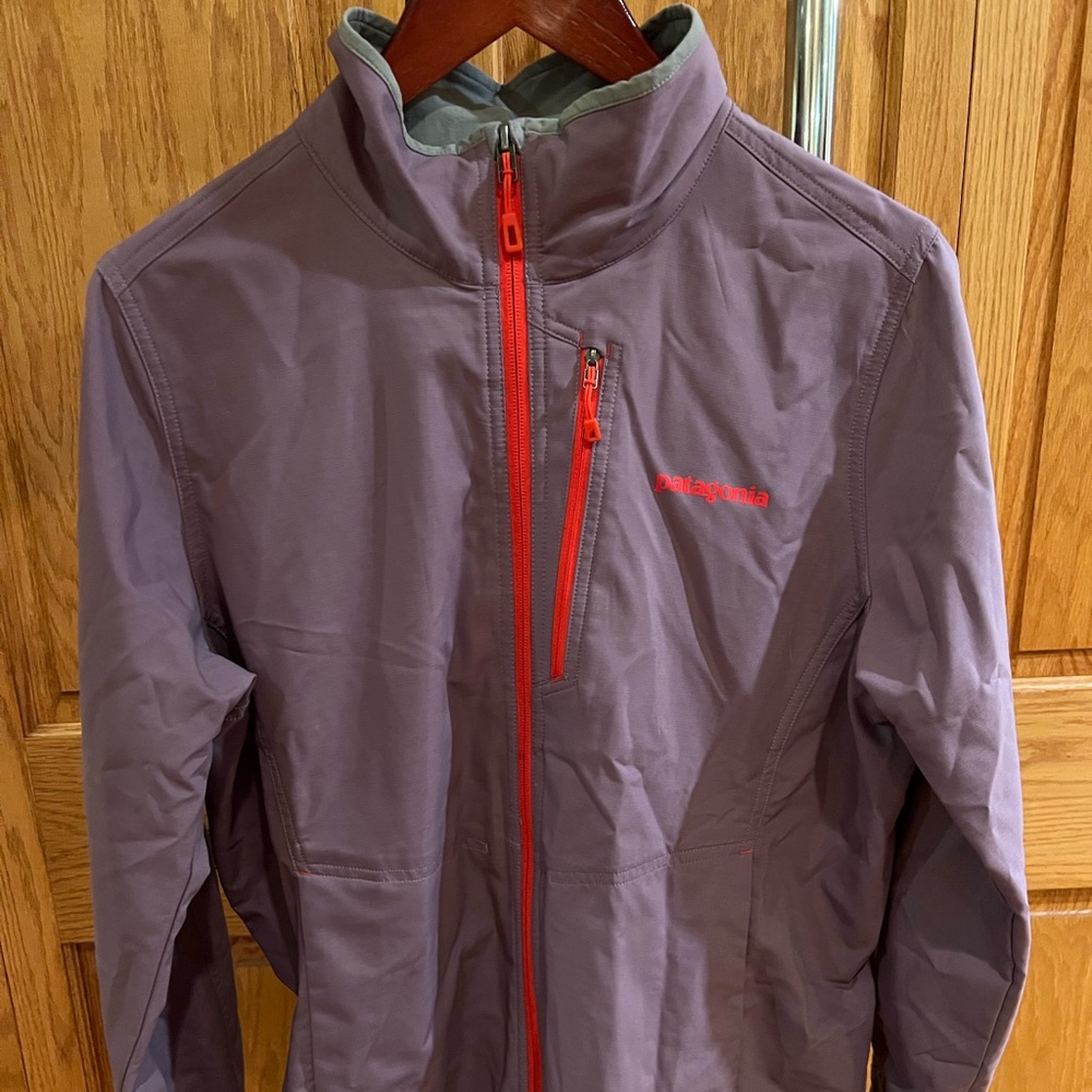 Patagonia Shell Jacket - Women’s Large